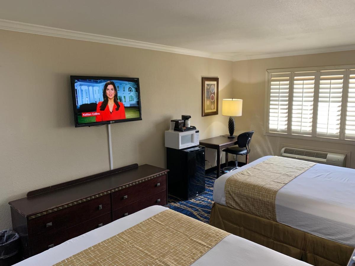 Travelodge By Wyndham Odessa Εξωτερικό φωτογραφία