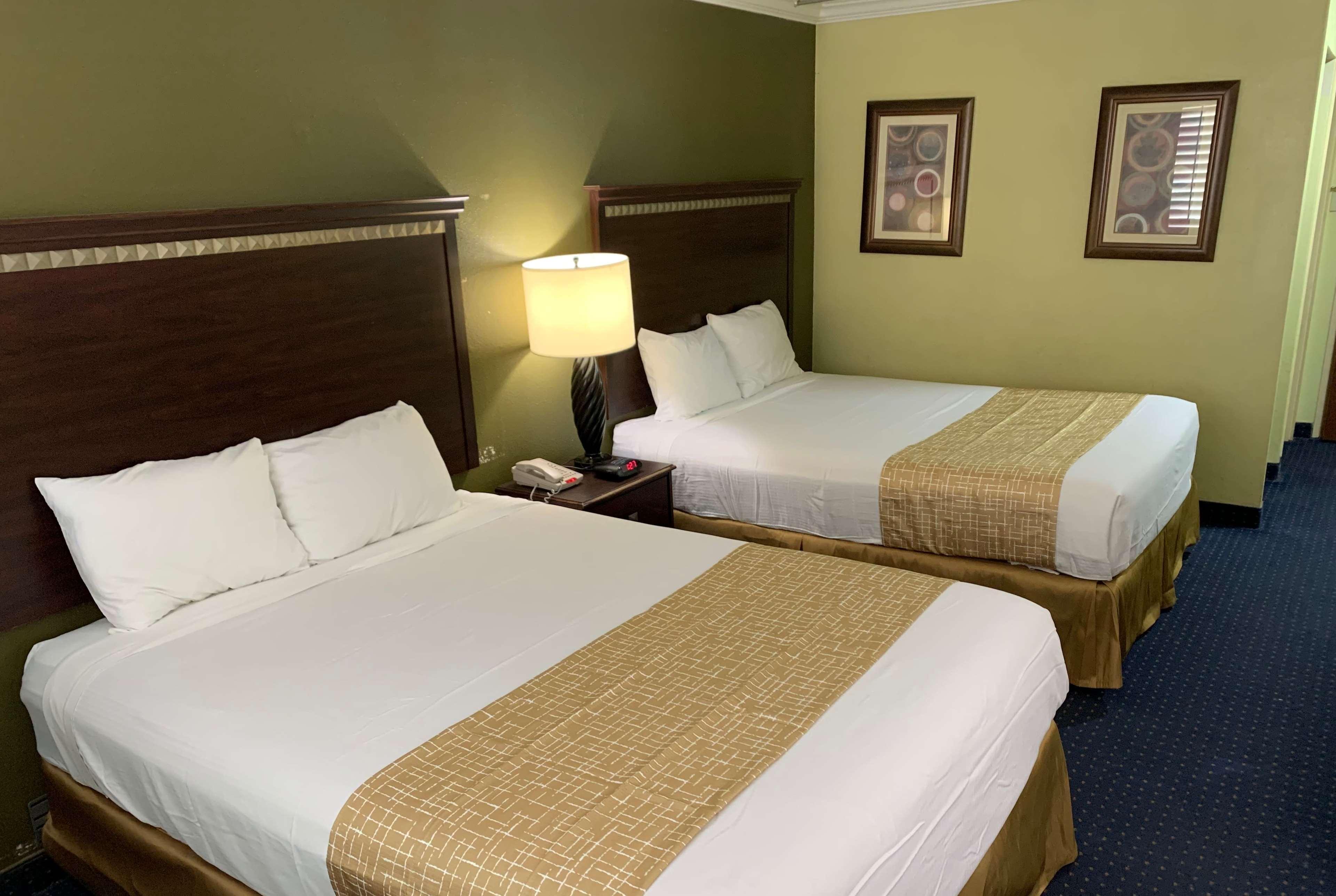 Travelodge By Wyndham Odessa Εξωτερικό φωτογραφία