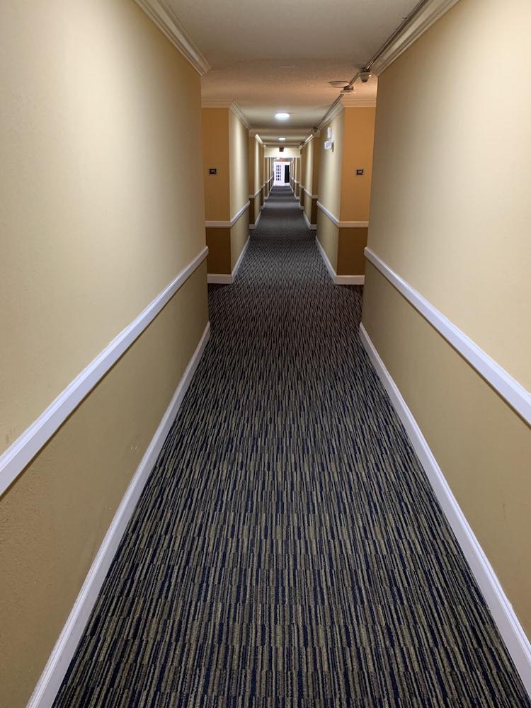Travelodge By Wyndham Odessa Εξωτερικό φωτογραφία