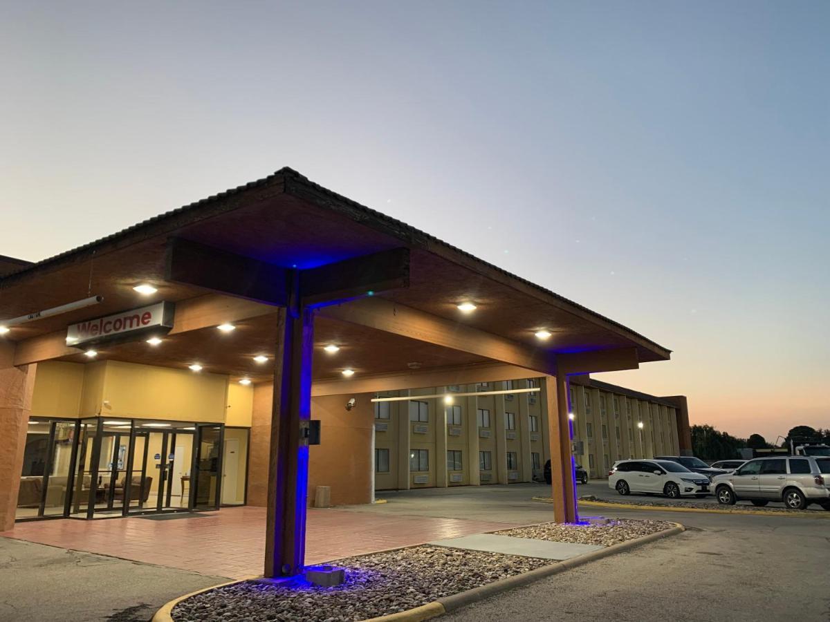 Travelodge By Wyndham Odessa Εξωτερικό φωτογραφία