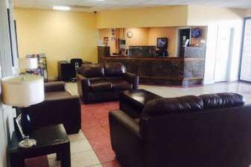 Travelodge By Wyndham Odessa Εξωτερικό φωτογραφία